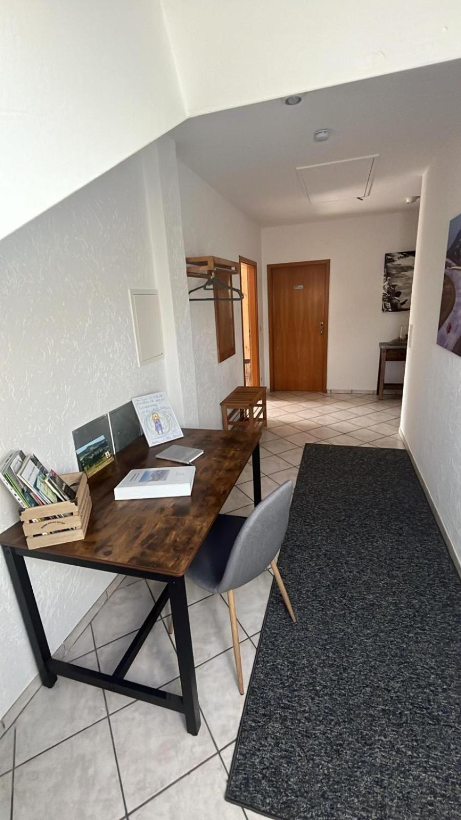 Fewo Hoheeifel, 1 Haus Mit 2 Apartments 5 Schlafzimmer In Kelberg Naehe Nuerburgring Phòng bức ảnh