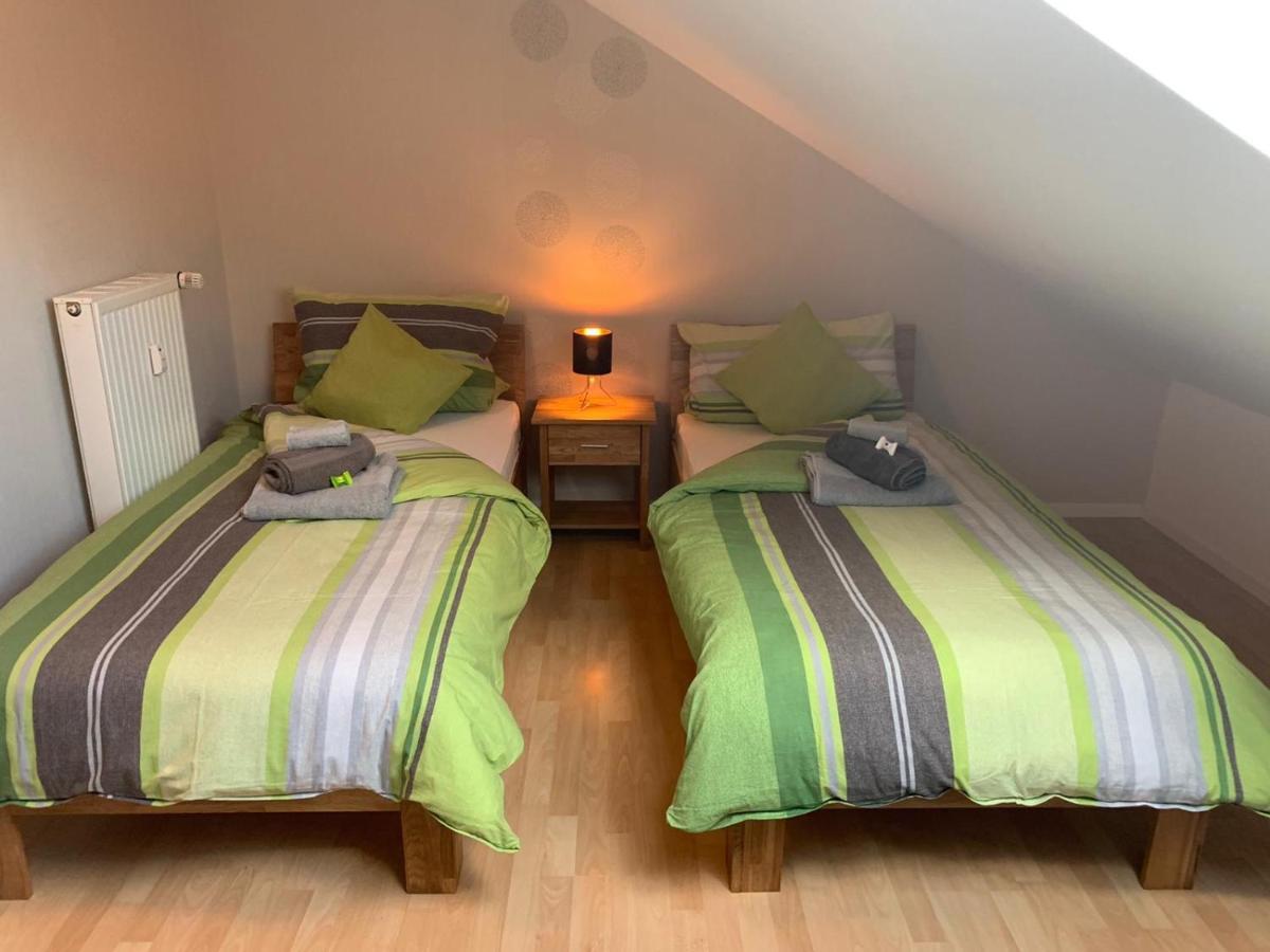 Fewo Hoheeifel, 1 Haus Mit 2 Apartments 5 Schlafzimmer In Kelberg Naehe Nuerburgring Ngoại thất bức ảnh